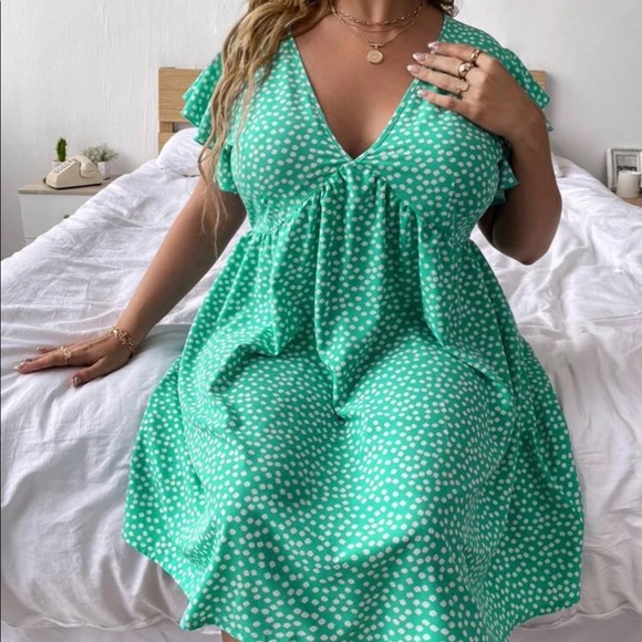 Boho floral v neck dress - Picture 3 of 5